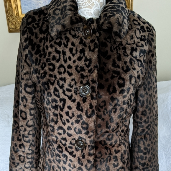 Weatherproof Faux Fur Coat - Picture 11 of 13